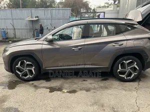 Hyundai Tucson 2023 Gray
