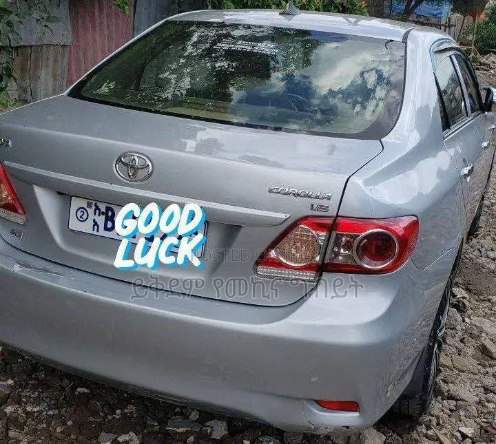Toyota Corolla 2013 Silver