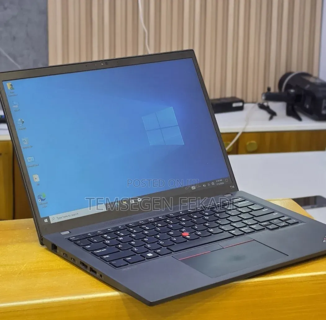 New Laptop Lenovo ThinkPad T14 G4 16GB Intel Core i5 SSD 512GB