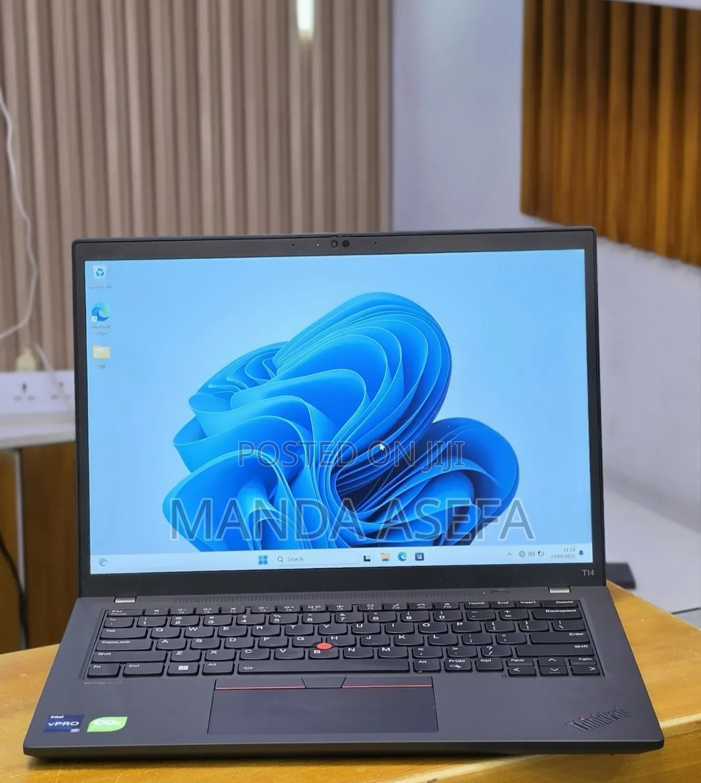 New Laptop Lenovo ThinkPad T14 G4 16GB Intel Core i7 SSD 512GB