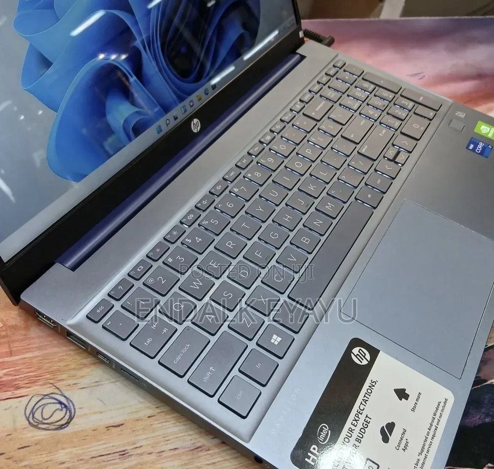 New Laptop HP Pavilion 15 16GB Intel Core i7 SSD 512GB