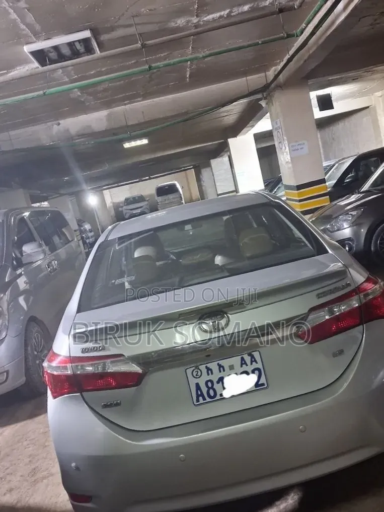 Toyota Corolla 2017 Silver