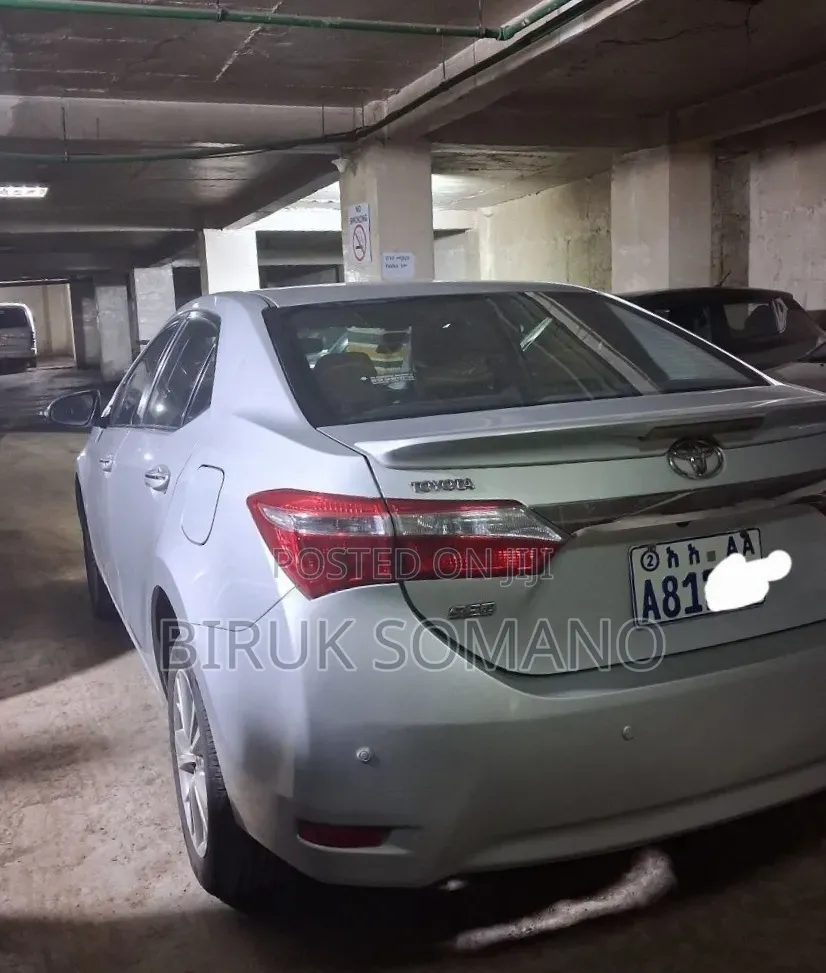 Toyota Corolla 2017 Silver