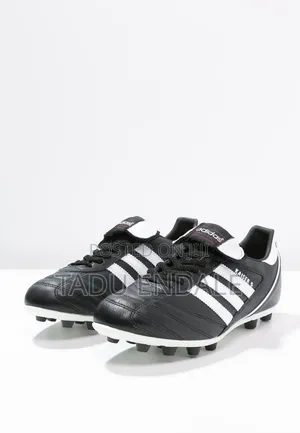 Kaiser Liga Footbal Boots