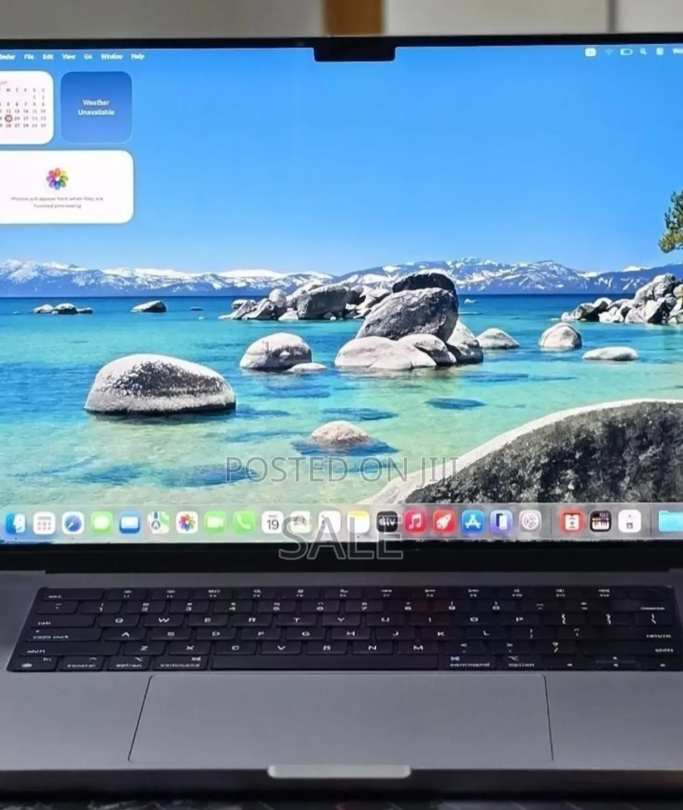 New Laptop Apple MacBook Pro 2022 M2 16GB Apple M2 SSD 512GB