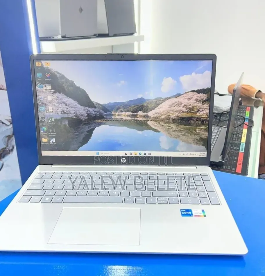 New Laptop HP Stream Notebook 16GB Intel Core i5 SSD 1T