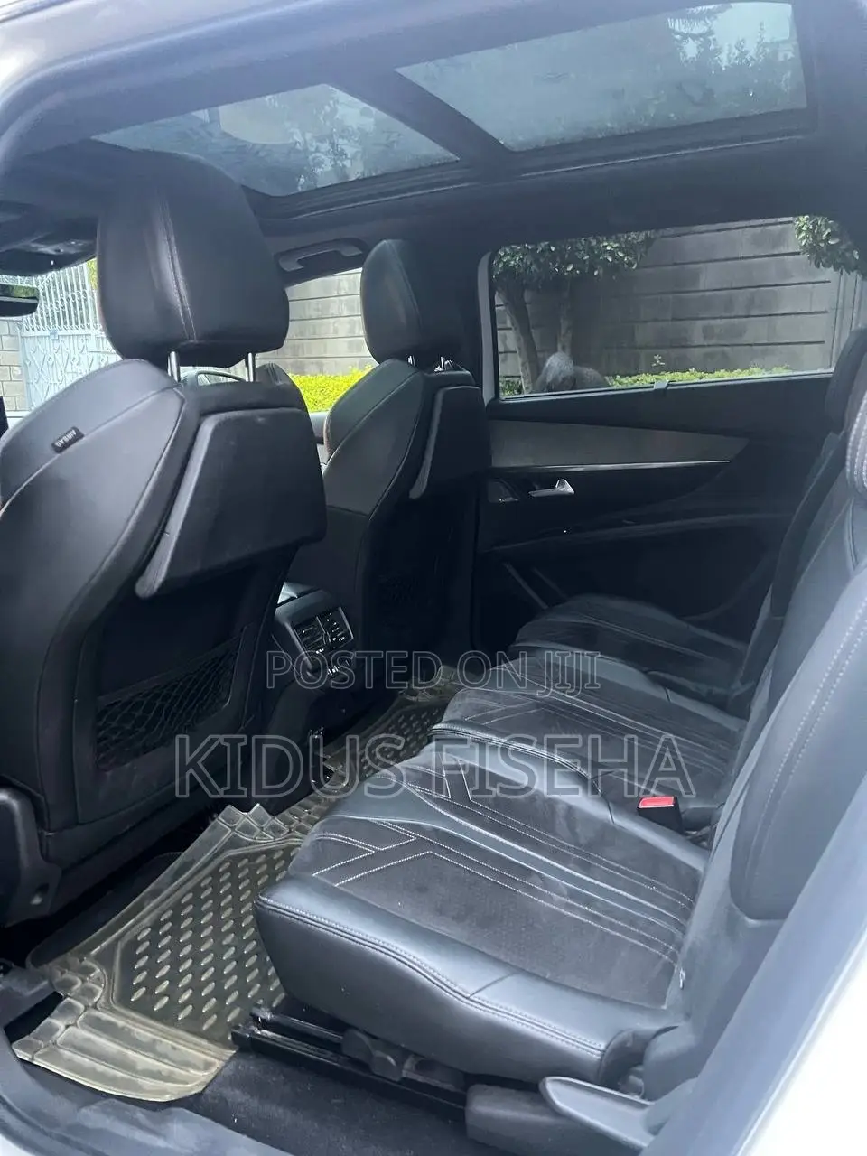 Peugeot 5008 2021 White