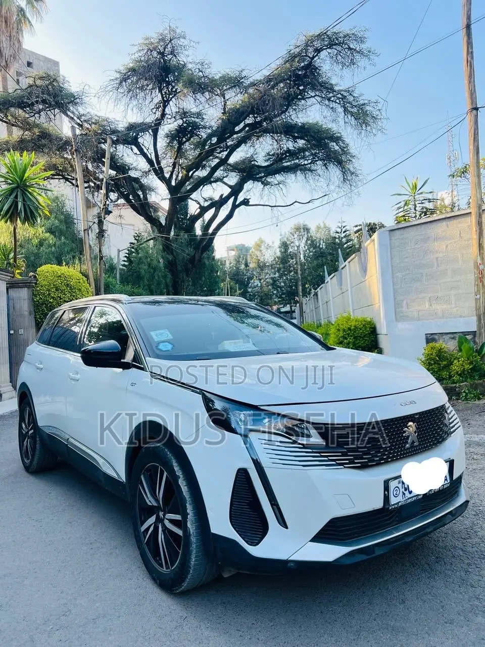 Peugeot 5008 2021 White