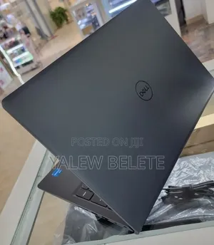 New Laptop Dell Vostro 1015 16GB Intel Core i5 SSD 512GB
