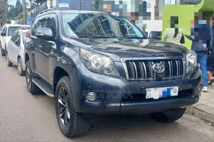 Toyota Land Cruiser 2013 Black