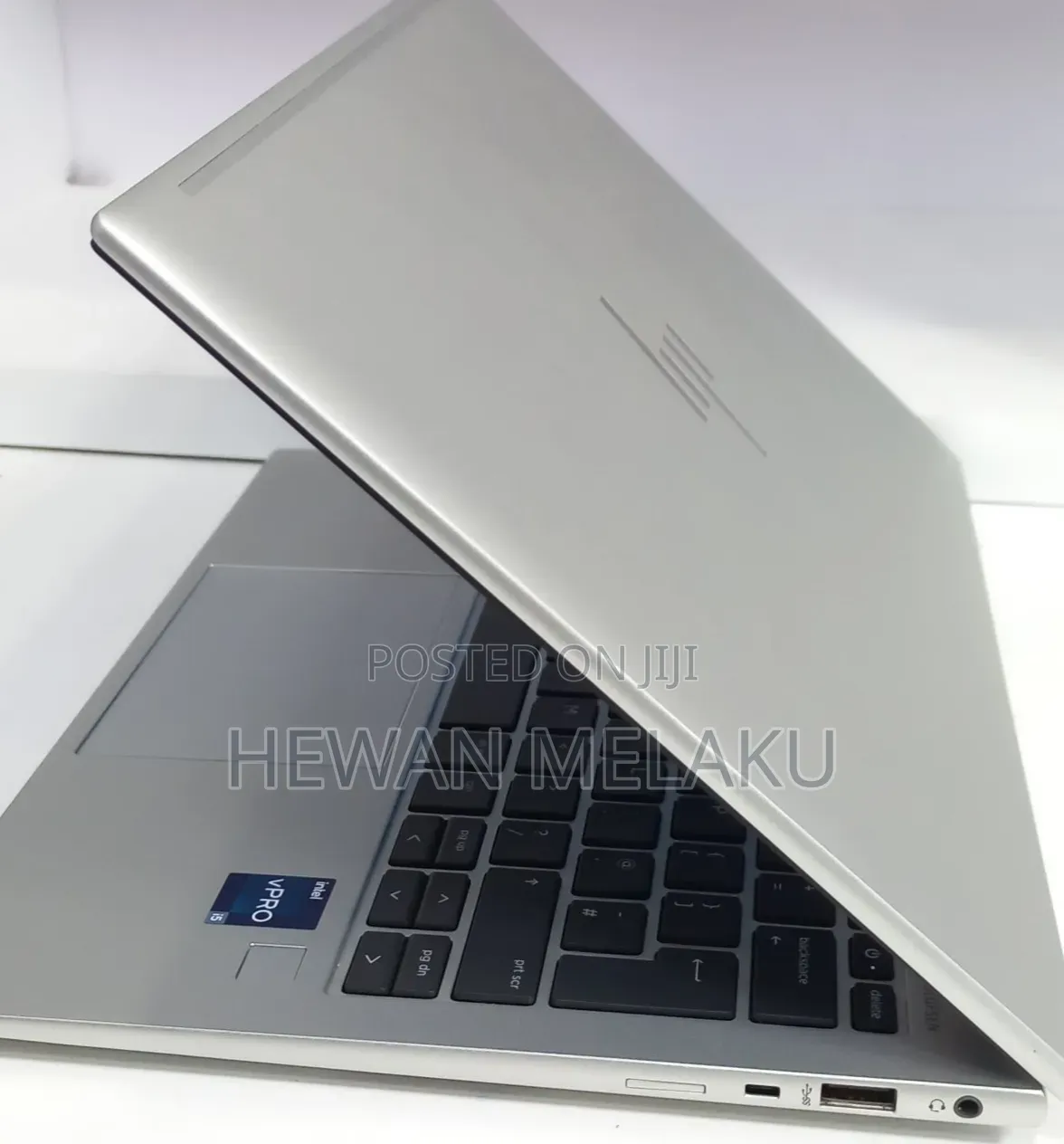 New Laptop HP EliteBook 830 G9 16GB Intel Core i5 SSD 512GB