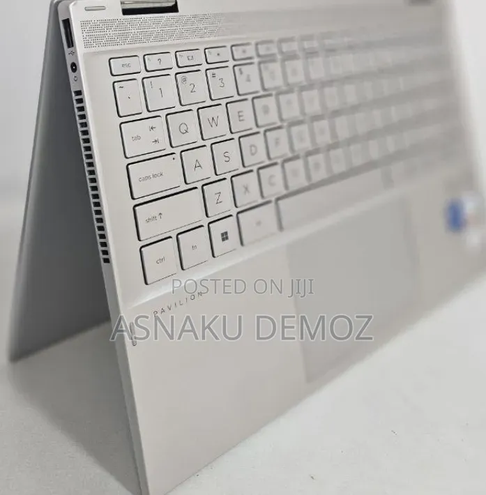 New Laptop HP Pavilion x360 16GB Intel Core i5 SSD 512GB