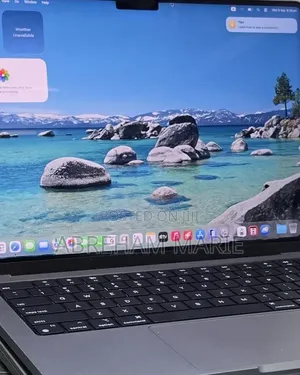 New Laptop Apple MacBook Pro 2021 M1 32GB Apple M1 Pro SSD 1T