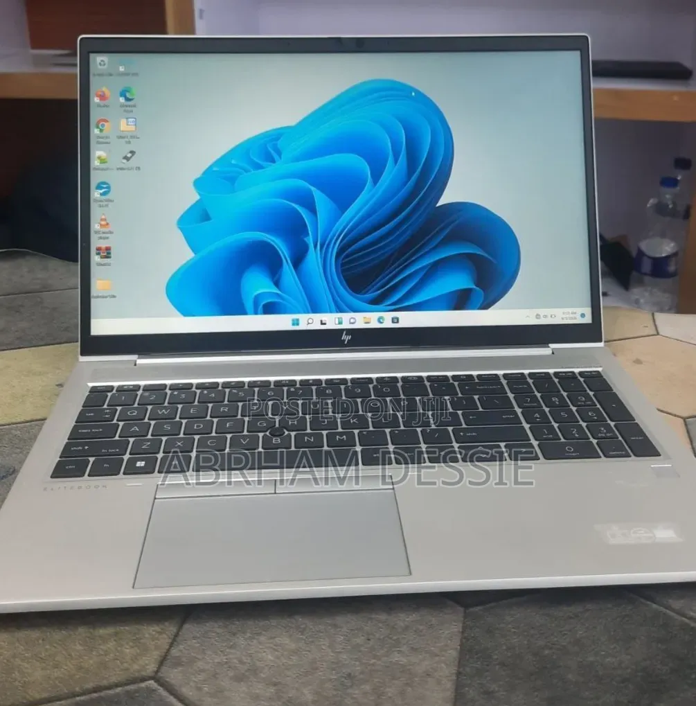 New Laptop HP 16GB Intel Core i7 SSD 512GB