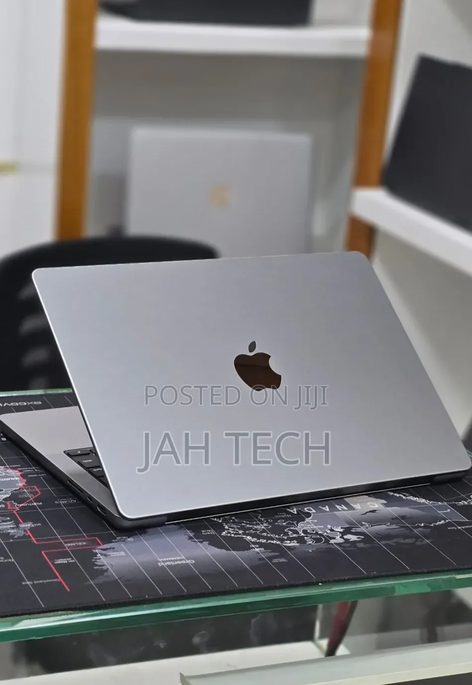 New Laptop Apple MacBook Pro 2021 M1 32GB Apple M1 Pro SSD 512GB