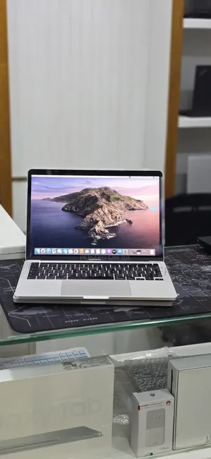 New Laptop Apple MacBook Pro 2020 32GB Intel Core i7 SSD 512GB