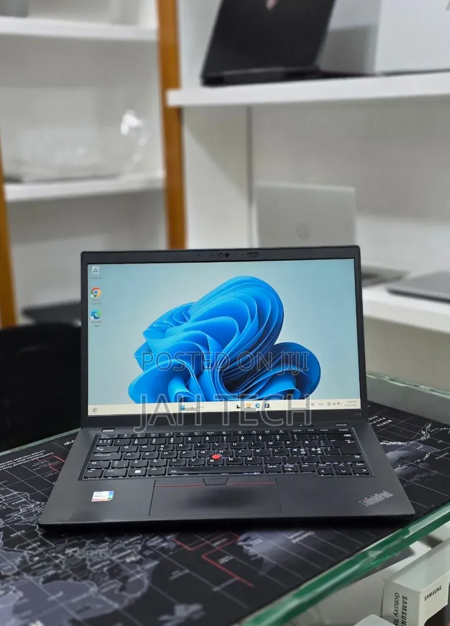 New Laptop Lenovo ThinkPad T14 16GB Intel Core i5 SSD 256GB