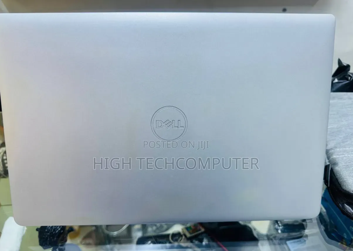 New Laptop Dell Precision 3581 16GB Intel Core i7 SSD 1T