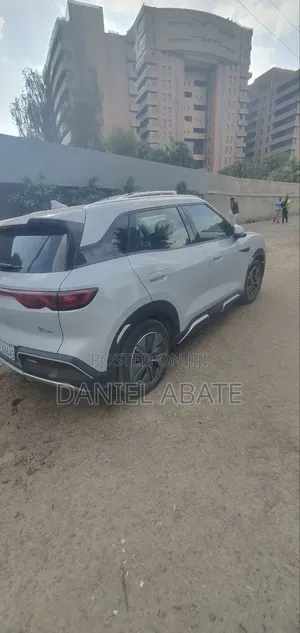 BYD Yuan Up 2025 Ivory
