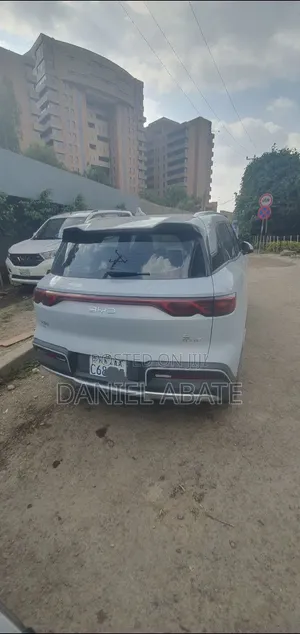 BYD Yuan Up 2025 Ivory