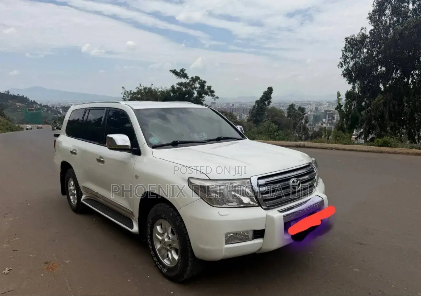 Toyota Land Cruiser 2010 White