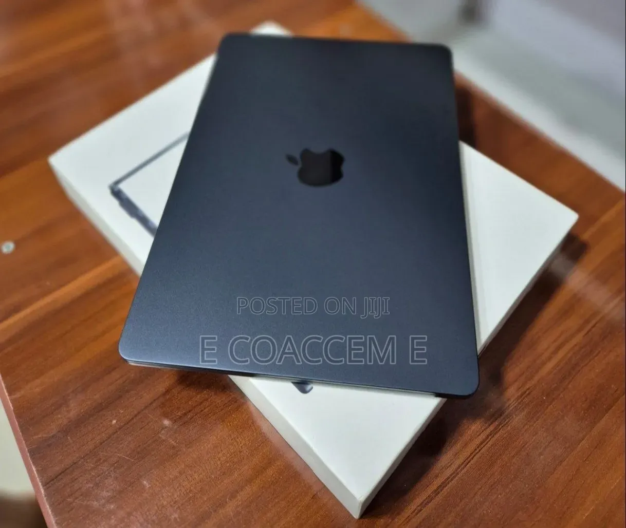 New Laptop Apple MacBook 8GB SSD 256GB