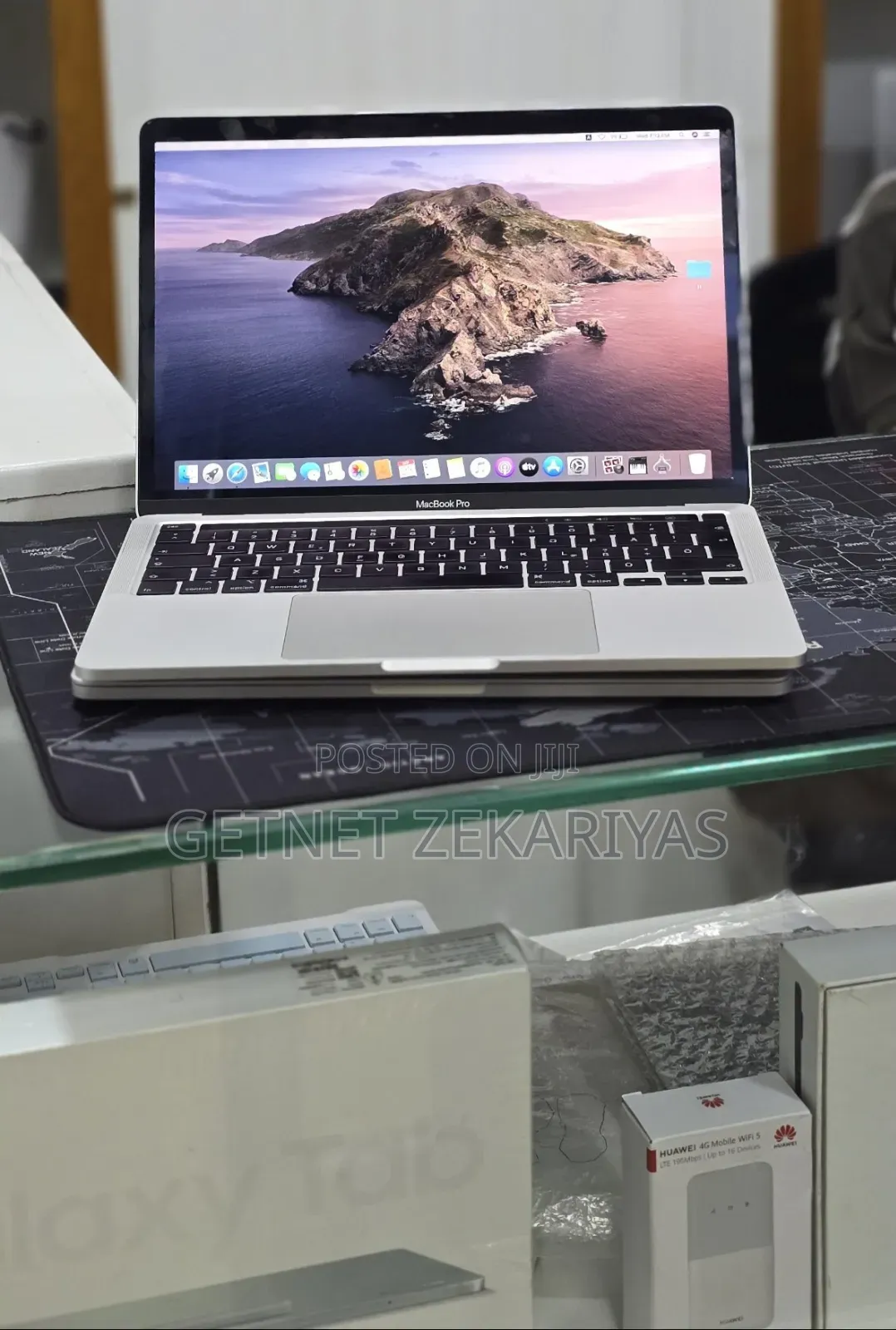 New Laptop Apple MacBook Pro 2020 32GB Intel Core i7 SSD 512GB