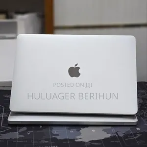 New Laptop Apple MacBook Pro 2020 32GB Intel Core i7 SSD 512GB