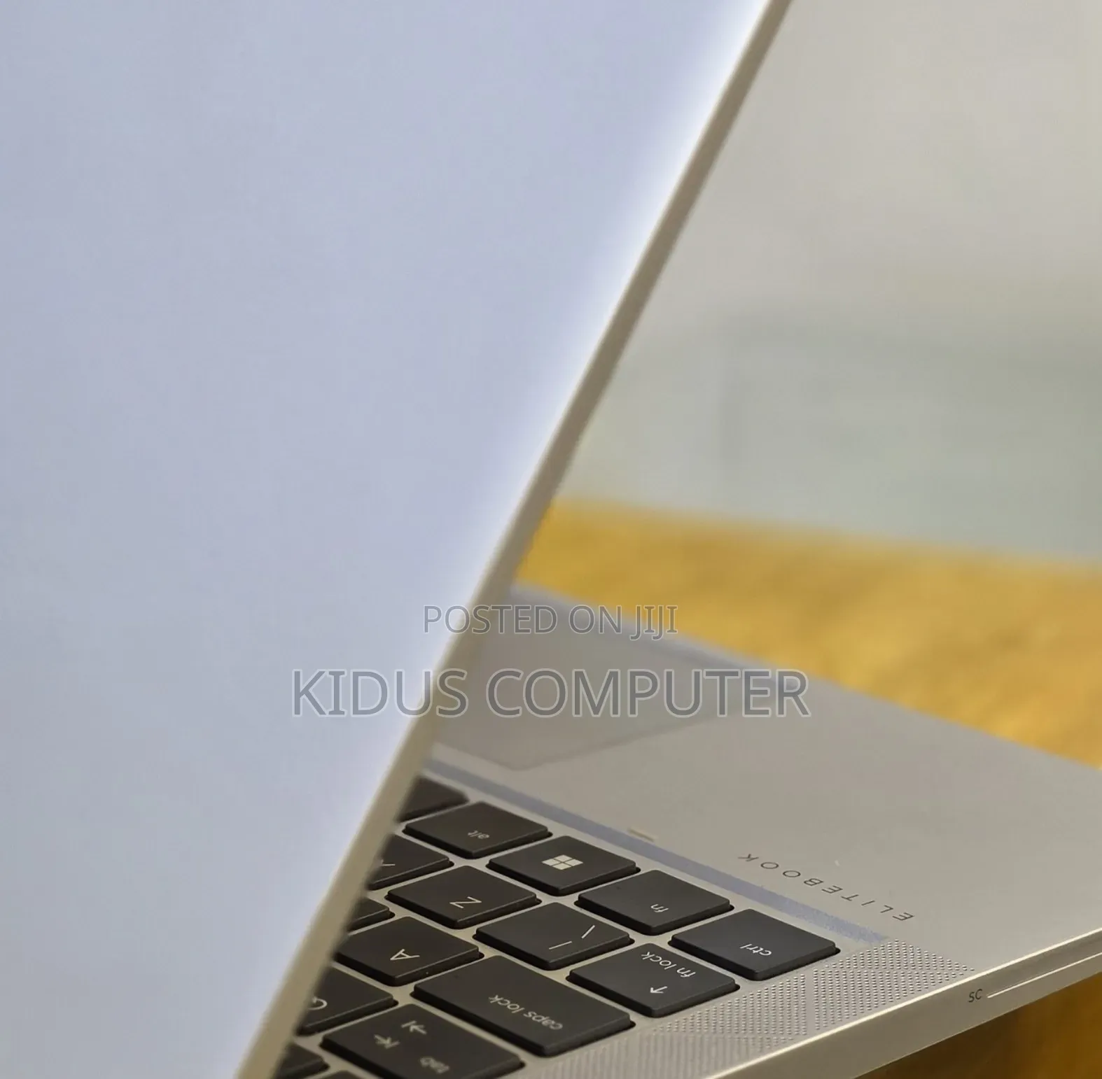 New Laptop HP EliteBook 830 G8 16GB Intel Core i5 SSD 512GB