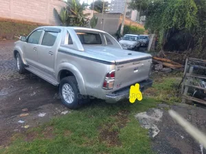 Toyota Hilux 2014 Beige