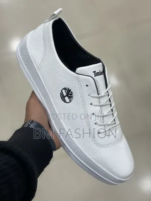Timberland Casual Low-Top Sneaker Featuring a Pebbled Leather Textured