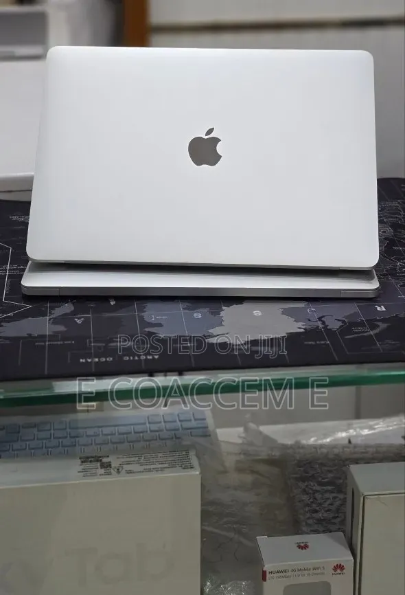 New Laptop Apple MacBook 32GB Intel Core i7 SSD 512GB