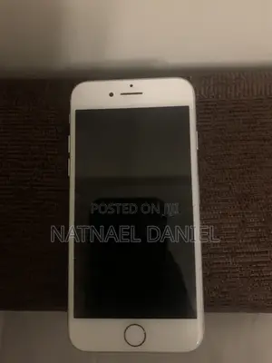 Apple iPhone 7 128 GB Silver