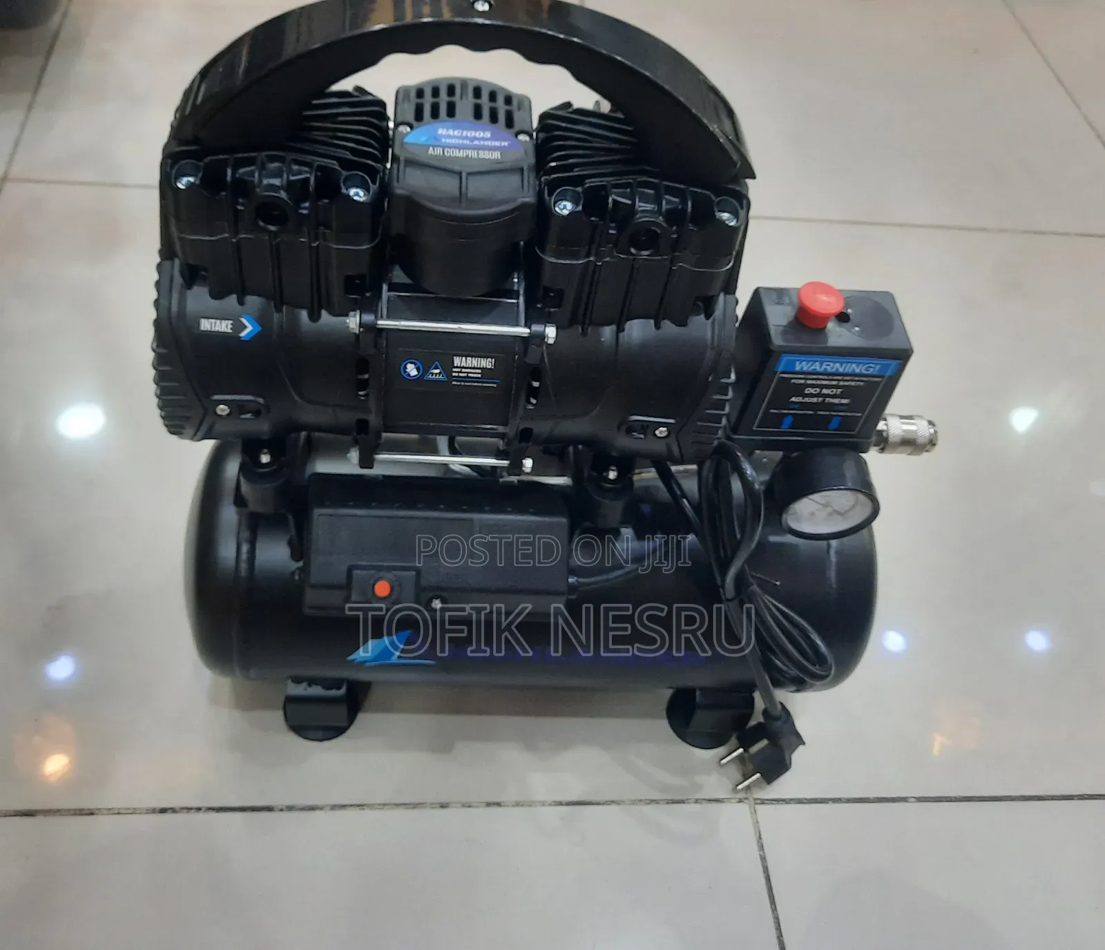 Oil Free Silent Air Compressor 12l ያለ ዘይት የሚሰራ ተንቀሳቃሽ 12l ኮምፕረሰር
