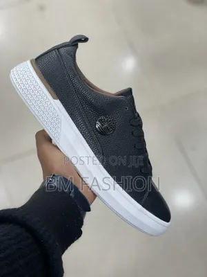 Timberland Black Textured Sneaker With Brown Inner Lining White Sole
