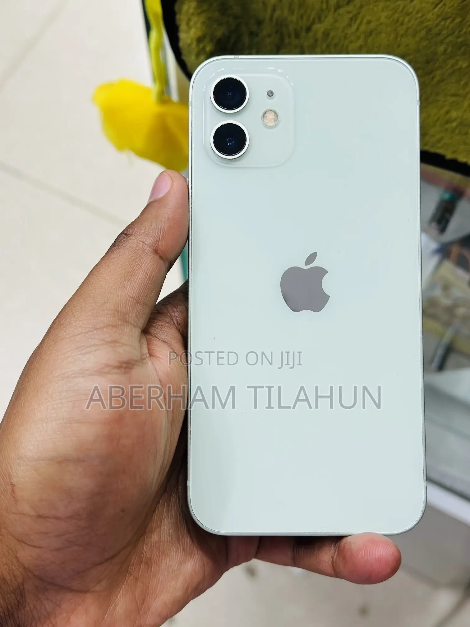 Apple iPhone 12 64 GB White