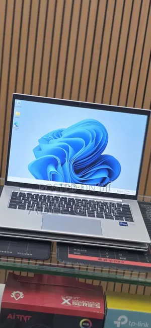New Laptop HP EliteBook 840 16GB Intel Core i7 SSD 512GB