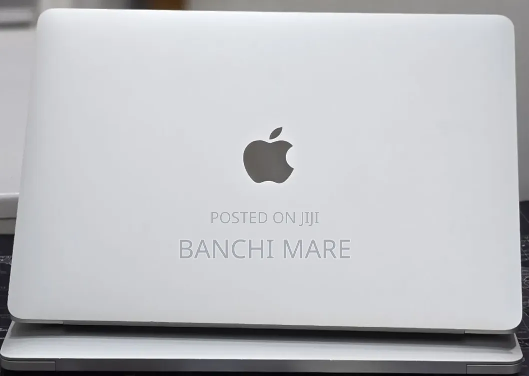 New Laptop Apple MacBook Pro 2020 32GB Intel Core i7 SSD 512GB
