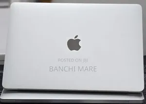 New Laptop Apple MacBook Pro 2020 32GB Intel Core i7 SSD 512GB