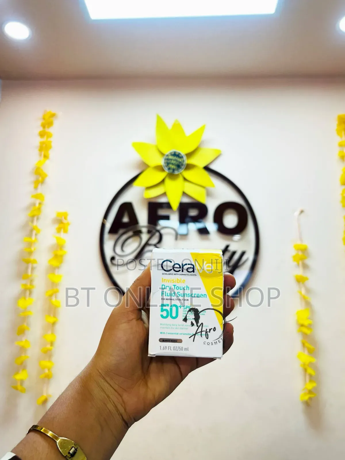 CeraVe Invisible Dry Touch Fluid SPF 50