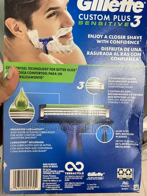Gillette Custom Plus