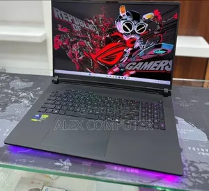 New Laptop Asus ROG Strix G18 32GB Intel Core Ultra 9 SSD 2T