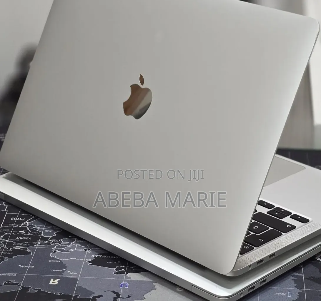 New Laptop Apple MacBook Pro 2020 32GB Intel Core i7 SSD 512GB