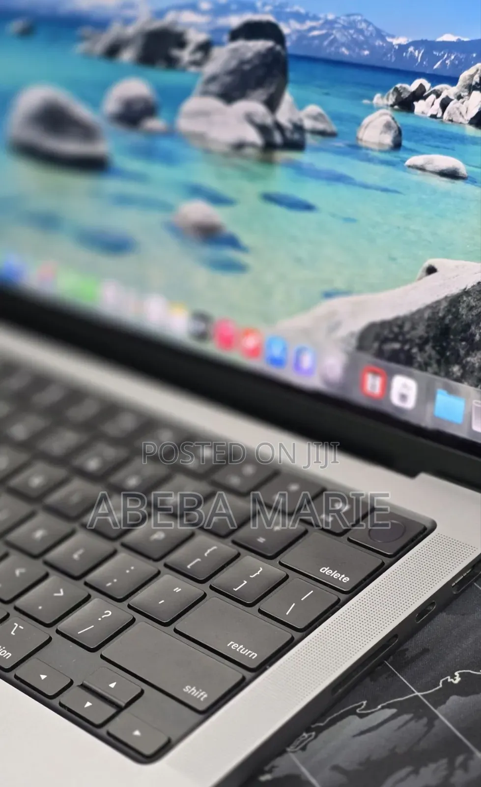 New Laptop Apple MacBook Pro 2020 32GB Intel Core i7 SSD 512GB