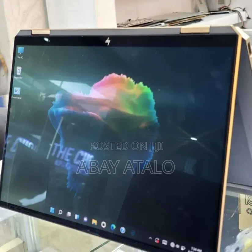 New Laptop HP Spectre 16GB Intel Core i7 SSD 512GB
