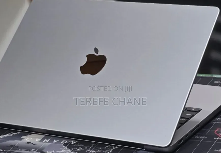 New Laptop Apple MacBook Pro 2021 M1 32GB Apple M1 Pro SSD 512GB