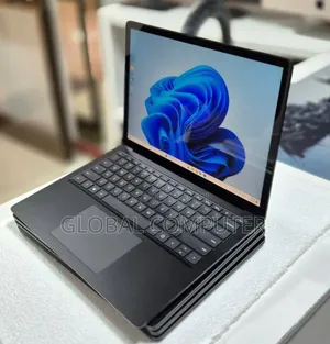 New Laptop Microsoft Surface Laptop 3 16GB Intel Core i7 SSD 512GB