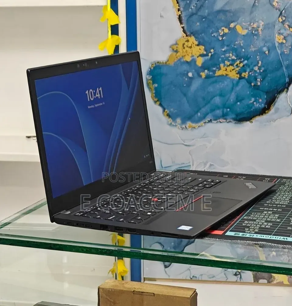 New Laptop Lenovo 8GB Intel Core i7 SSD 256GB