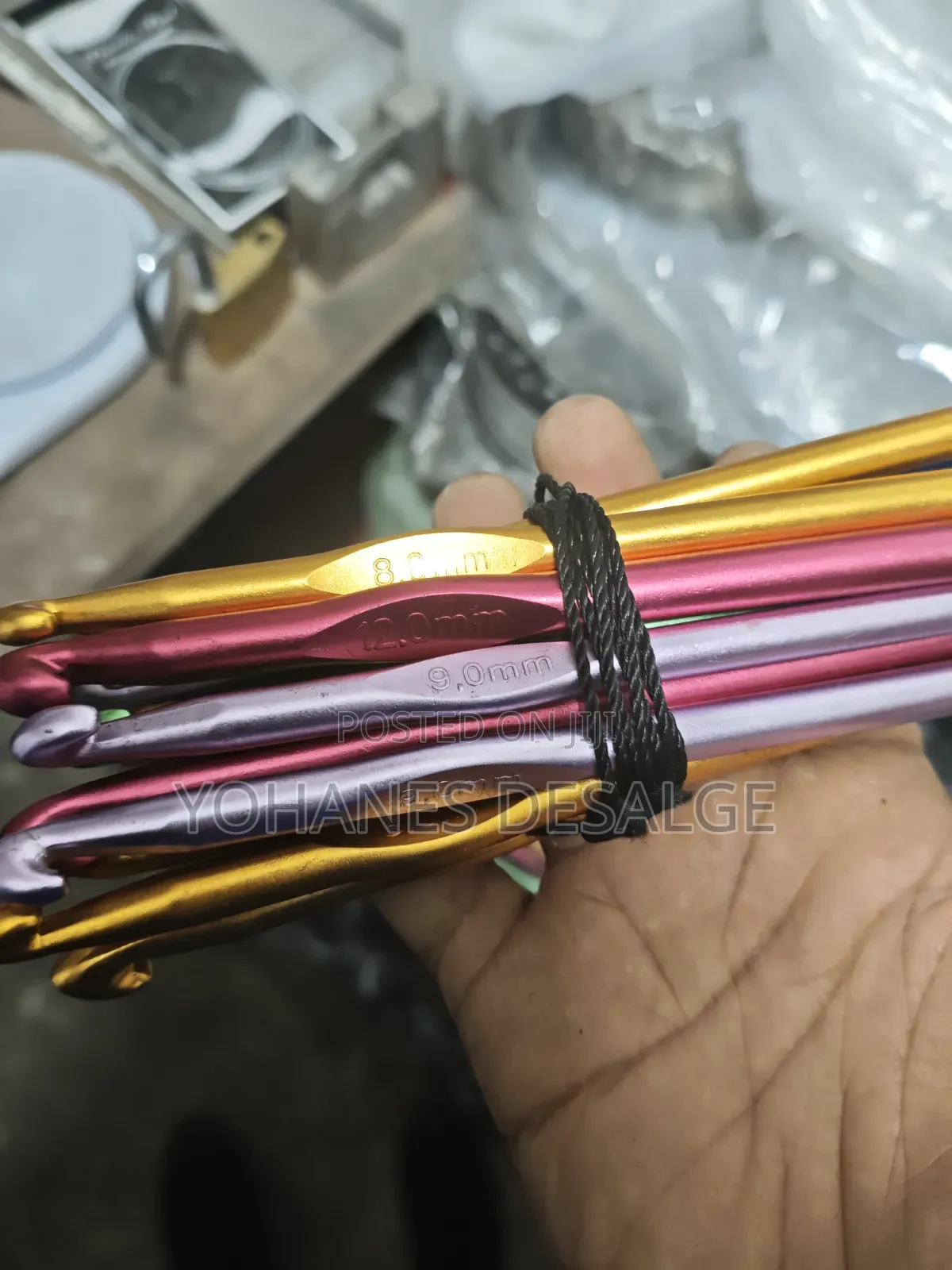 ኪሮሽ (Crochet Hooks)