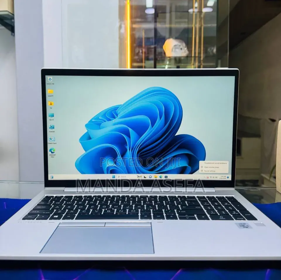 New Laptop HP EliteBook 840 G7 16GB Intel Core i5 SSD 512GB